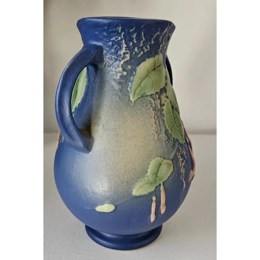 Vintage 1938 Roseville Pottery Fuchsia Blue #895-7